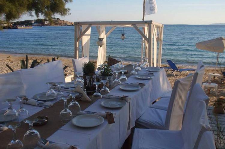 Santana Beach Restaurant in Naxos